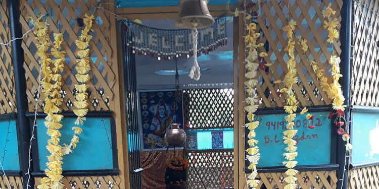 Communal Harmony: Muslims join KPs in annual Kapal Mochan Shradh in Shopian