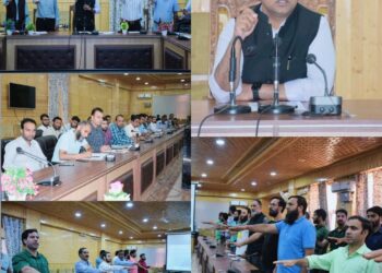 DC Bandipora Inaugurates ‘BRASHTACHAR MUKT J&K WEEK’ Administers Anti-Corruption Pledge