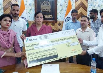 DC Kupwara hands-over cheque of Rs. 3.66 crore for payment under Lower Education Assistance scheme
