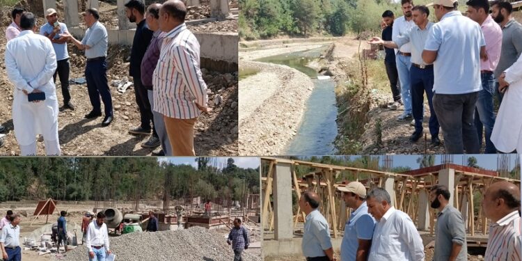 ADDC Kulgam takes stock of pace & progress on transit accommodations for KP Employees at Mirhama, Chowgam