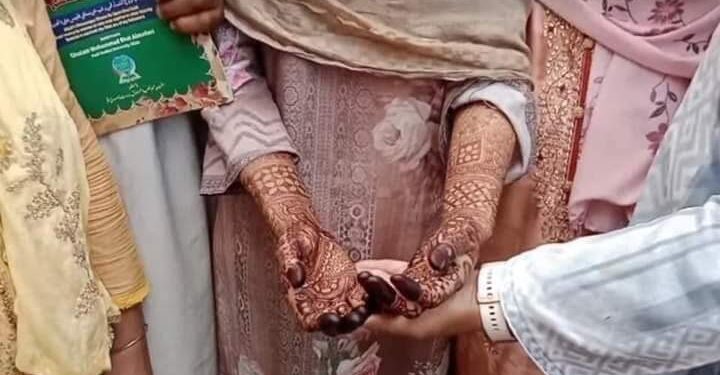 Seven daughters’ father left in despair as groom skips wedding in Pulwama