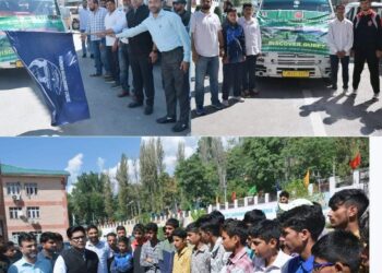 DC Bandipora flags off 3-day trekking expedition to Gurez.