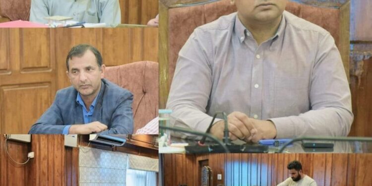 DC Bandipora Convenes Meeting to Review ongoing projects under Jal Jeevan Mission.