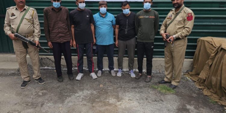 FAKE RECRUITMENT SCAM IN MILITARY ENGINEERING SERVICE (MES) BUSTED; 05 ACCUSED ARRESTED:- Police
