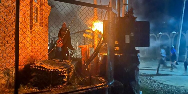 Transformer catches fire at Sopore’s Krankshivan Colony