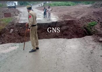 Road Portion Caves In, Traffic Rajouri-Jammu-Poonch Highway Affected
