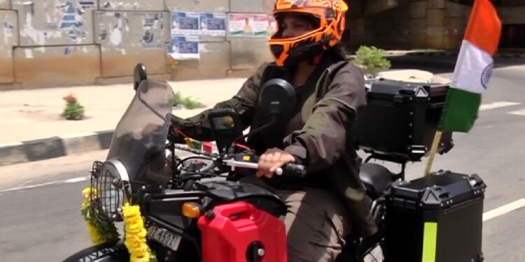 Kanyakumari to Kashmir in 15 days: Female biker embarks on a dream trip to the Valley