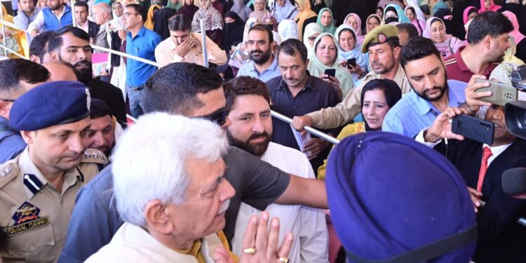 LG hints at upcoming elections in UT, urges people to vote only those dedicated to public welfare