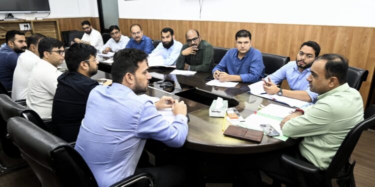 Div Com reviews progress on Delhi Katra Expressway, Ring Road
