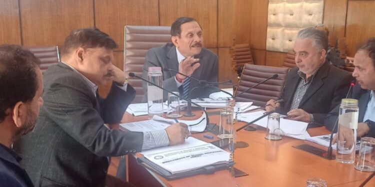 Advisor Bhatnagar reviews performance, functioning of School Education Deptt