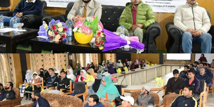DDC Ganderbal presides over Awareness program on Handloom Reservation Act, 1985
