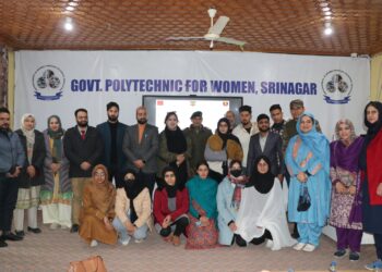 Indian Army organises workshop on Psychological counselling and women empowerment at Women’s Ploytechnic College Srinagar