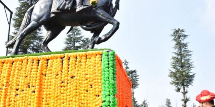 LG Manoj Sinha, Maharashtra CM Unveils Statue Of Chhatrapati Shivaji At Kupwara
