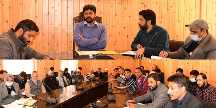 DDC Ganderbal chairs grievances redressal camp at Mini Secretariat