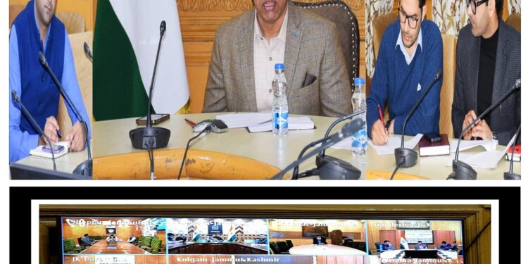 Encourage people against usage of crude electric devices: Div Com Kashmir to DCs