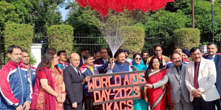 Lt Governor attends ‘Viksit Bharat Sankalp Yatra’ at Panchayat Dhok Waziran