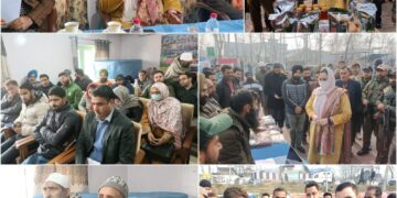 DC chairs Block Diwas at Kanispora B’la