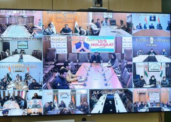 LG’s Mulaqaat: Lt Governor directs officials for effective, efficient and speedy action on complaints and concerns of citizens