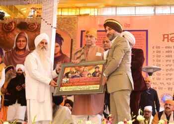 Lt Governor participates in a function marking ‘Veer Baal Diwas’