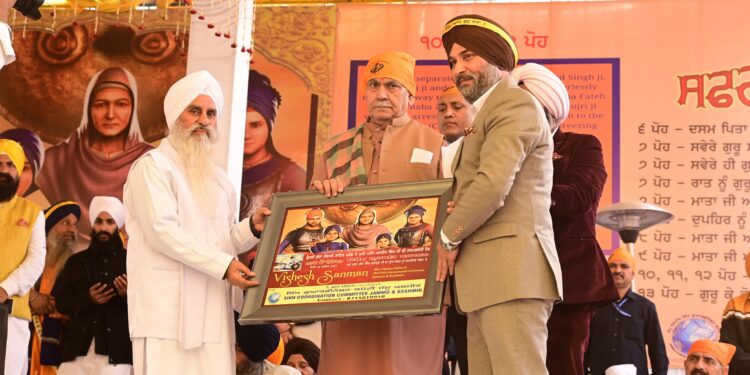 Lt Governor participates in a function marking ‘Veer Baal Diwas’