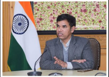 Water Transport will be additional mode of public transport: Div Com Kashmir