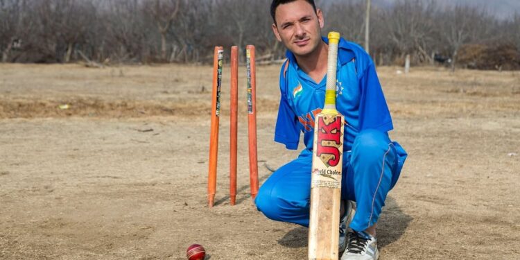 From tragedy to triumph: Armless cricketer from Anantnag inspires nation on ‘Sa Re Ga Ma Pa’ stage