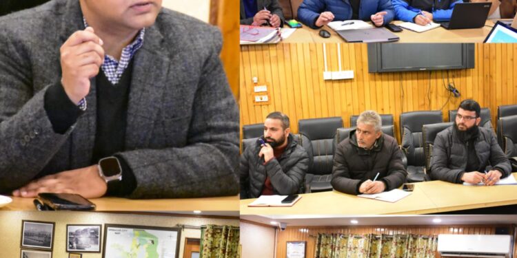 CEO SSCL conducts review of Integrated Command and Control Center Zainakote, Srinagar