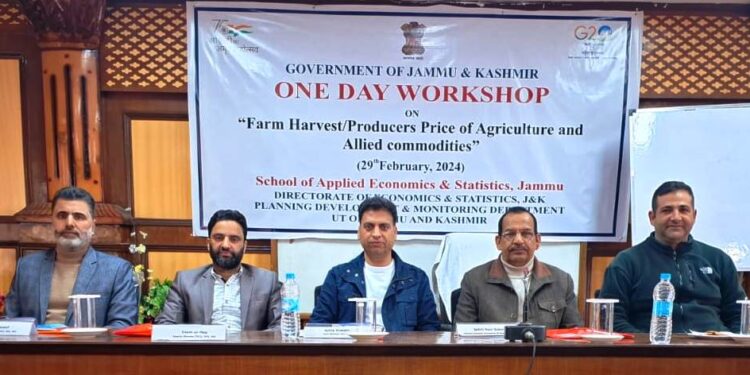 DES J&K organizes workshop on “Farm Harvest, Producers Price of Agriculture & allied commodities”