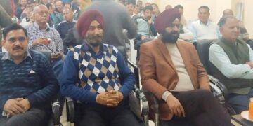 Samba admin organises live telecast of KISAN Utsav Diwas programme
