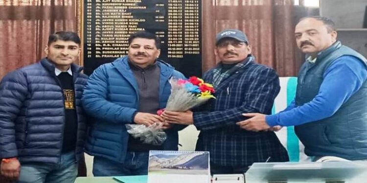R K Vasheshta assumes charge as Chief Education Officer Kishtwar