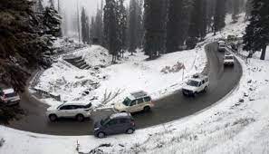 Div Com Jammu and ADGP discuss measures for smooth traffic movement on Dalwas-Ramban stretch of National Highway