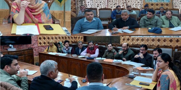DC Kupwara chairs Road Safety Committee meeting