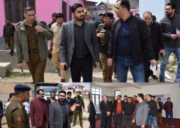 DEO Budgam reviews arrangements at collection, distribution centres of Beerwah & Budgam A/Cs