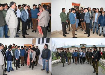 DEO Kulgam inspects Strong rooms, collection/ distribution centres