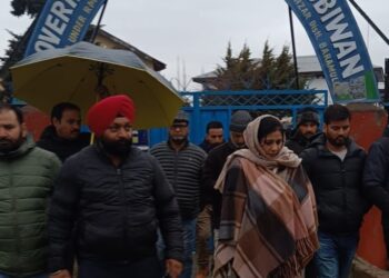 DG Rural Sanitation conducts field visit of various Panchayats in district Baramulla