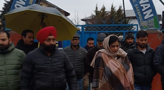 DG Rural Sanitation conducts field visit of various Panchayats in district Baramulla