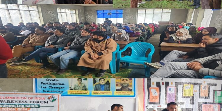 Distt Admin organizes Voters Awareness programmes under SVEEP at Warsun, Trehgam
