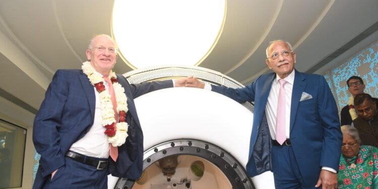 Apollo Hospitals Unveils the 1st ZAP-X in South Asia, Revolutionizing Brain Tumor Care Treatment