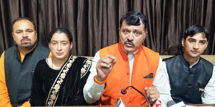 Shiv Sena expressed apprehension over organizing free and fair elections in Jammu and Kashmir