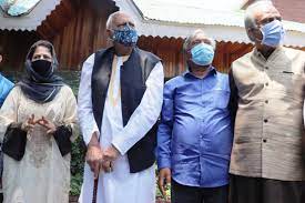 ECI Team’s Kashmir Visit:  Political parties call for simultaneous assembly and Lok Sabha elections in JK