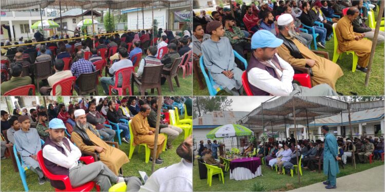 Lok Sabha Elections-2024 SVEEP programs held at Govt institutions in several Pulwama villages
