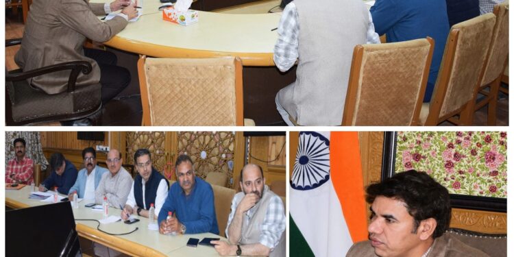 Ensure ride able surface of city roads within 2 days: Div Com to SSCL & PWD