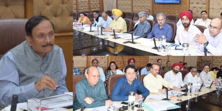 Advisor Bhatnagar reviews progress of major health projects