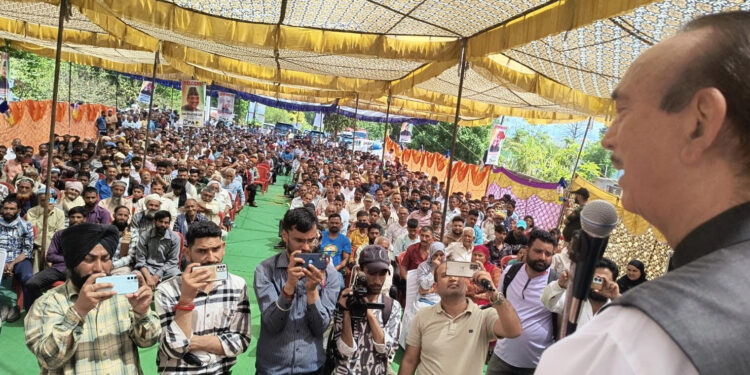 Azad Calls for developmental focus in Parliament, rejects division by religion or caste