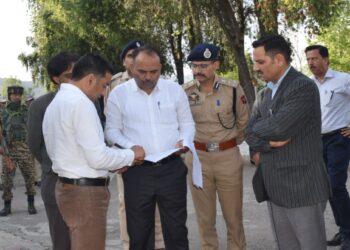 Lok Sabha Elections 2024  CEO visits Rajouri; Reviews preparations for Parliamentary Polls