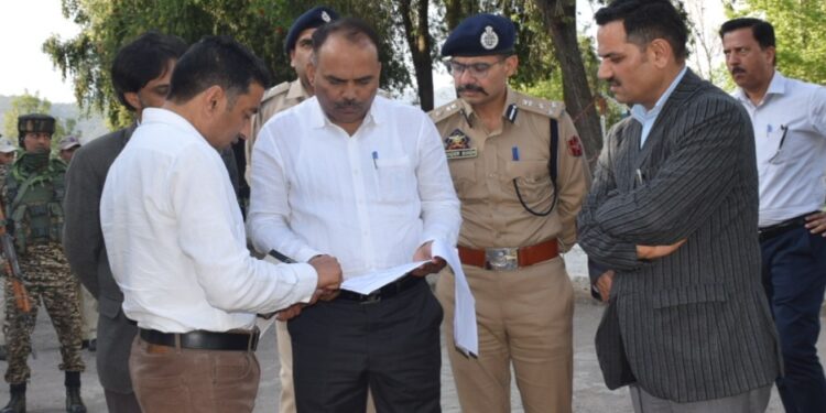 Lok Sabha Elections 2024  CEO visits Rajouri; Reviews preparations for Parliamentary Polls