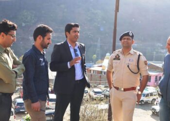 Lok Sabha Elections 2024  DEO Ramban visits Banihal, assesses readiness for elections