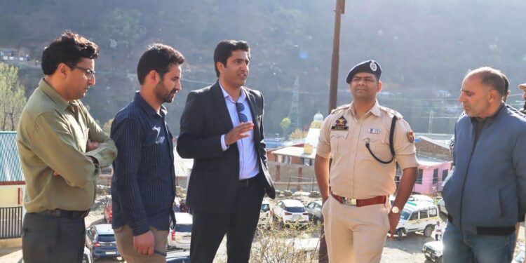 Lok Sabha Elections 2024 DEO Ramban visits Banihal, assesses readiness for elections