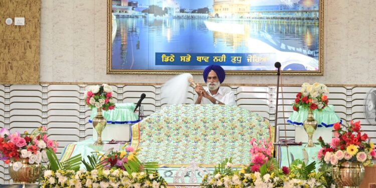 Baisakhi Festival: Lt Governor pays obeisance at the Gurudwara Sahib Abtal, Ramgarh Samba
