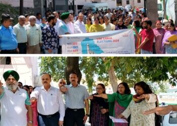 Lok Sabha Elections 2024 SVEEP Team Rajouri engages with civil society representatives at Sialsui, Bali Bawan Kalakote